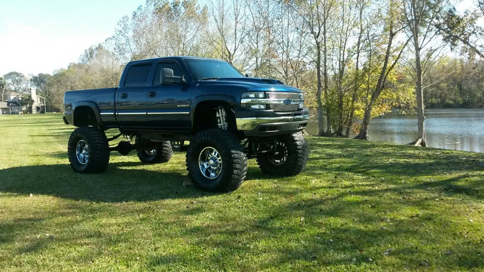 2002 Lifted Chevy Silverado HD2500 Monster truck for sale