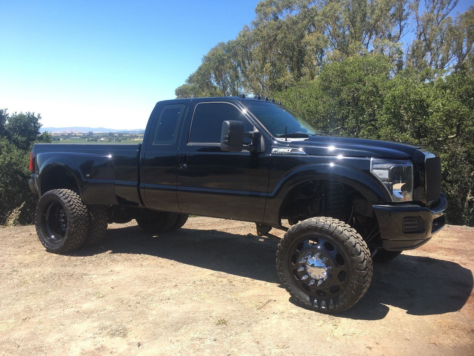 badass 2008 Ford F 350 lifted monster truck for sale