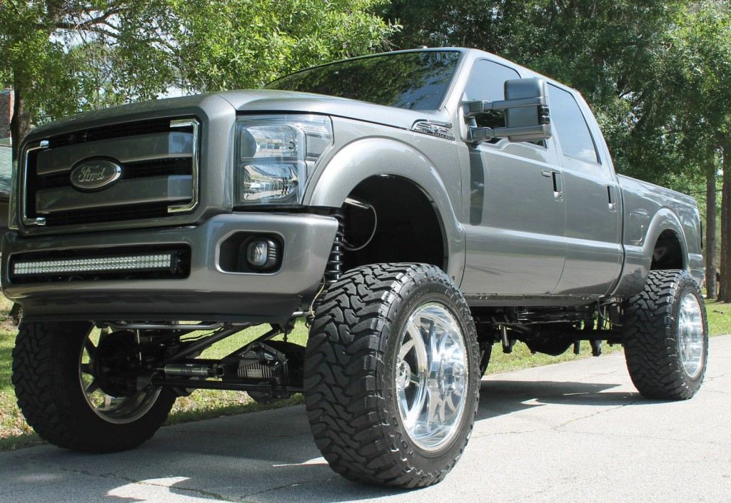 2014 Ford F-250 Ultimate LARIAT