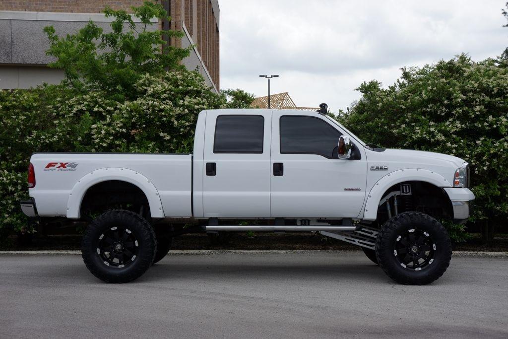 2007 Ford F 250 Lariat 4X4, 9.5″ Lift, Monster Truck, Navigation