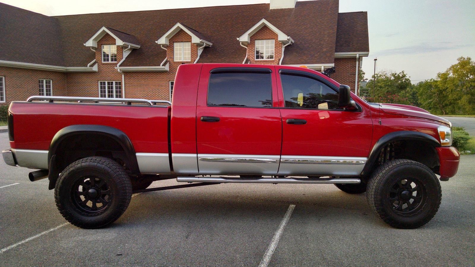 Dodge Ram 3500 Mega Cab