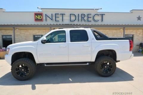 2011 Chevrolet Avalanche LT Z71 Lifted 4&#215;4 Truck for sale