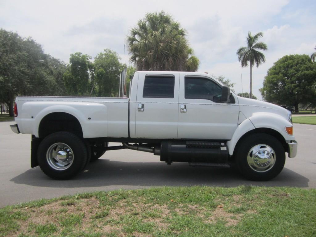 2005 FORD F650 C7 CAT WITH Allison Trani Monster Truck