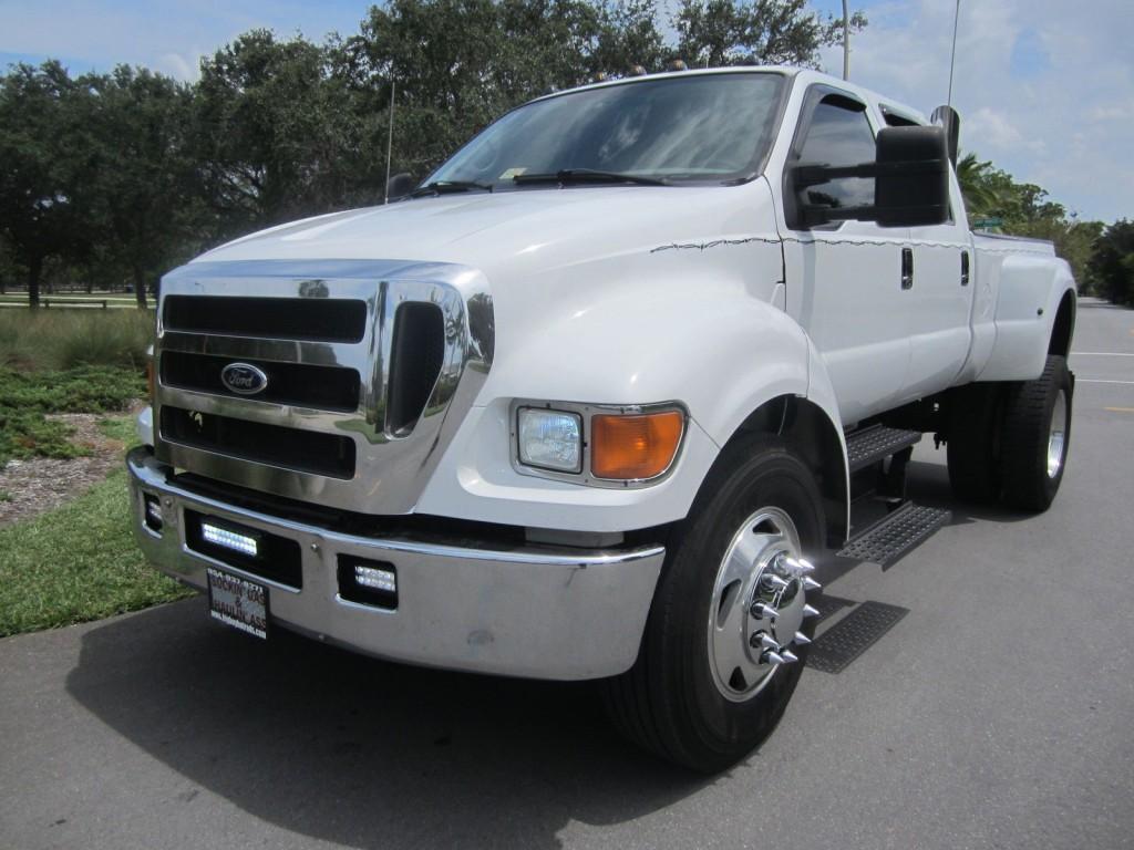 2005 Ford F 550 C7 CAT WITH Allison Trani Monster Truck