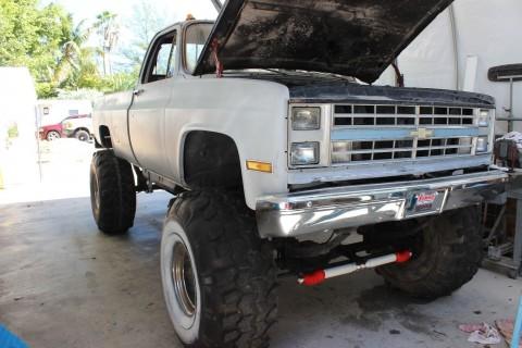 Monster Truck 4X4 1985 Chevy K 20 CLASSIC for sale