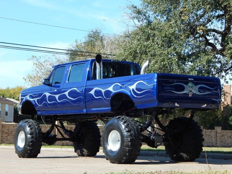 1997 Ford F 350 7.3L Diesel 4X4 Crew Cab Long Bed XLT Monster Lift! !