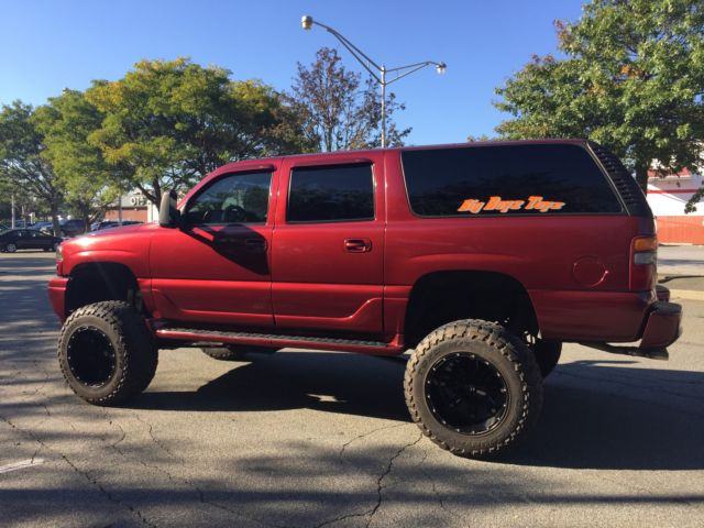 2002 GMC Yukon 4dr 1500 4WD Monster Lifted