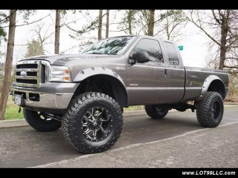 2006 Ford F 350 XLT Turbo Diesel 8&#8243; Lift 40&#8243; Nitto 20&#8243; Wheels for sale