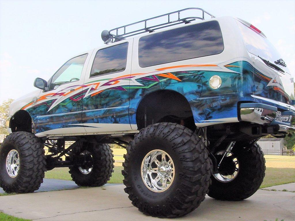 Show winner 2000 Ford Excursion monster truck