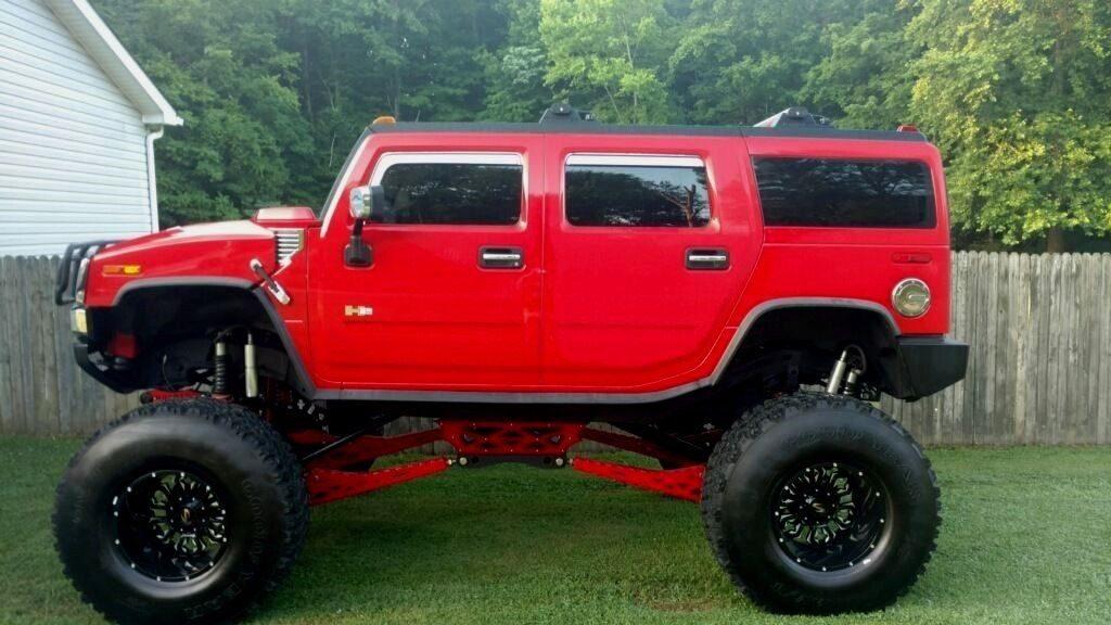 Nicely customized 2004 Hummer H2 monster