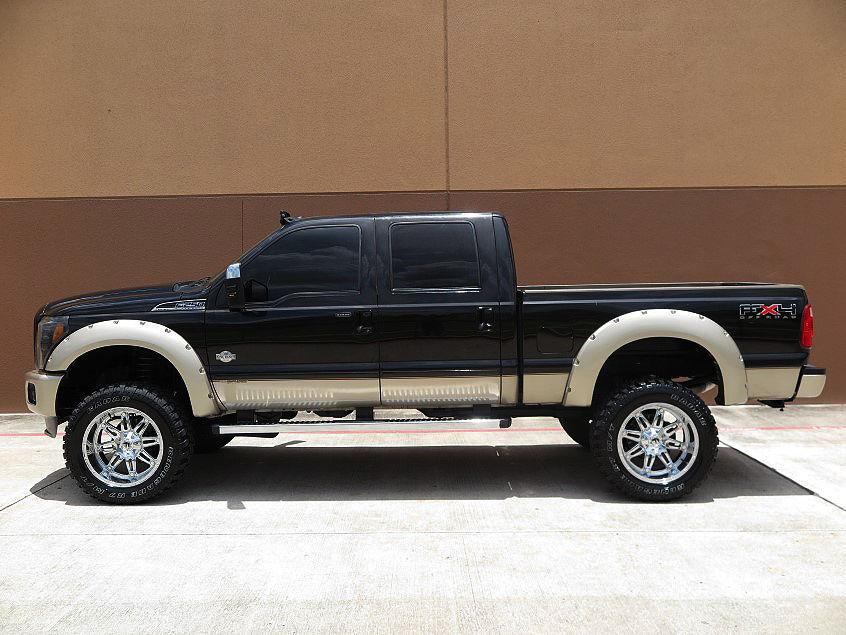 loaded 2011 Ford F 250 Kingranch Crew cab monster
