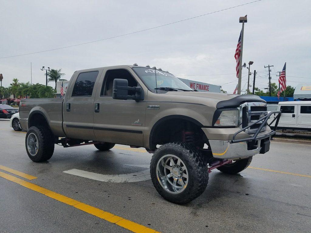 very clean 2006 Ford F 350 monster truck