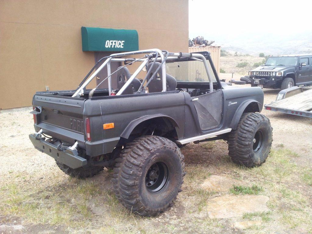 modified 1972 Ford Bronco monster