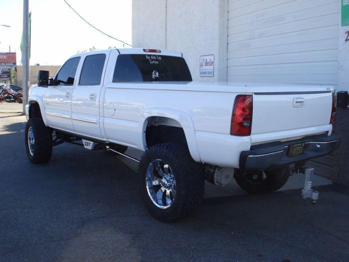 well equipped 2003 Chevrolet Silverado 2500 monster