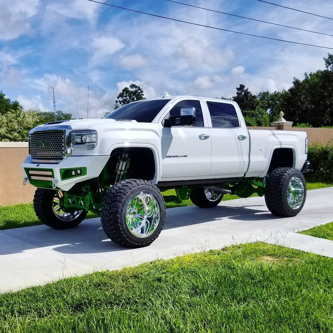 show truck 2015 GMC Sierra 2500 Denali monster for sale