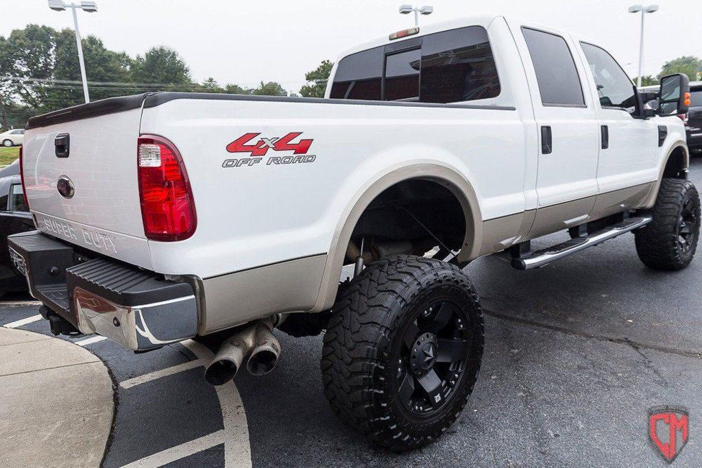 2008 Ford F 350 4WD Crew Cab 156″ Lariat monster truck