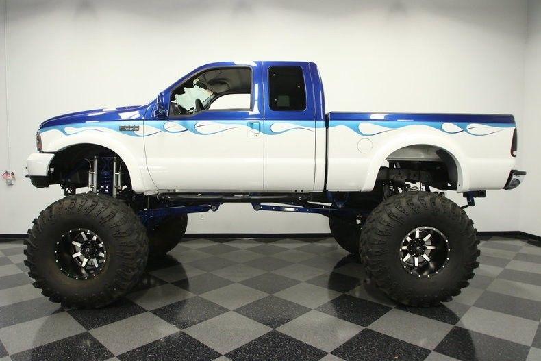 low miles 1999 Ford F 250 XLT Super Duty monster truck