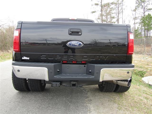 many options 2011 Ford F 450 Lariat monster