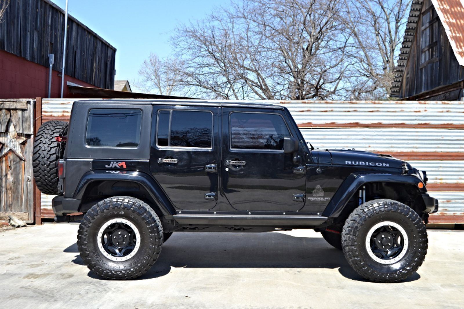 very clean 2007 Jeep Wrangler Unlimited Sahara monster truck for sale