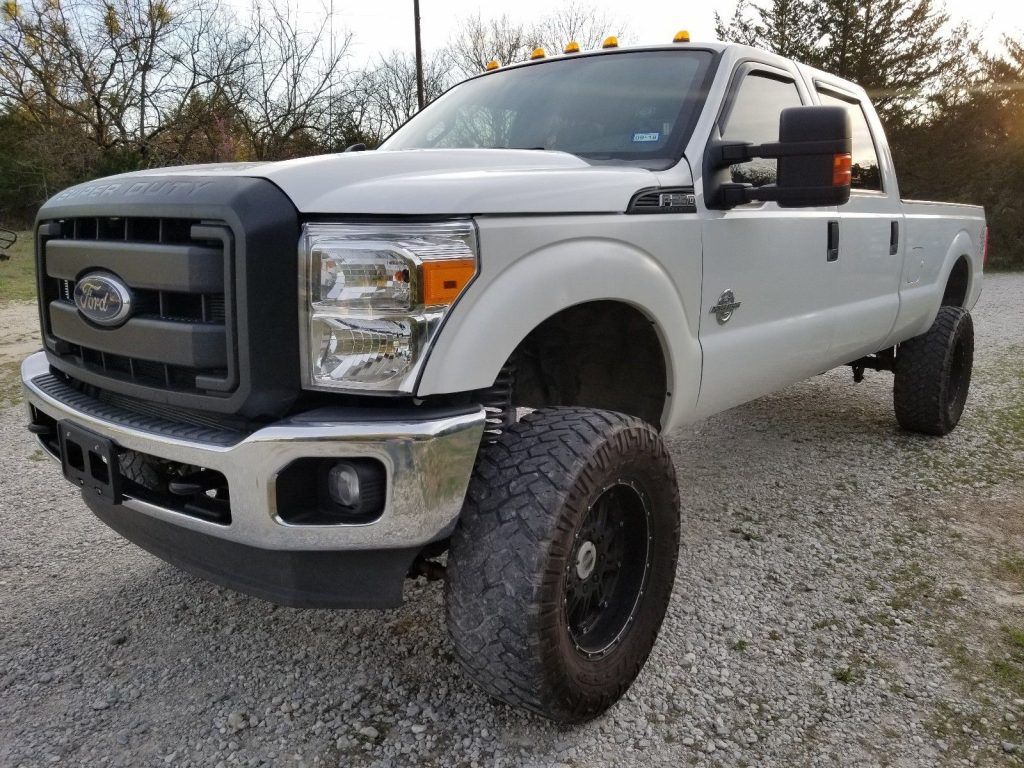 very low mileage 2015 Ford F 250 crew cab monster truck