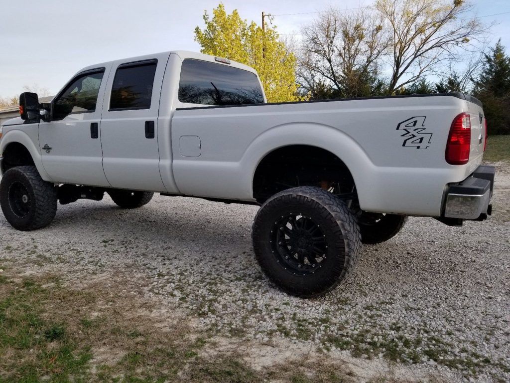 very low mileage 2015 Ford F 250 crew cab monster truck