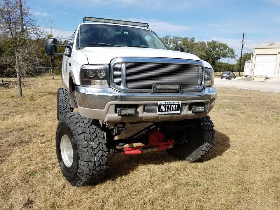 needs nothing 2000 Ford Excursion monster truck