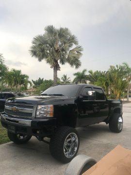 awesome modifications 2011 Chevrolet Silverado 1500 LT monster truck for sale