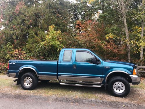 very clean 2000 Ford F 250 XLT V10 Super DUTY monster truck