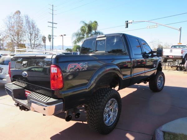 low miles 2012 Ford F-250 LARIAT monster