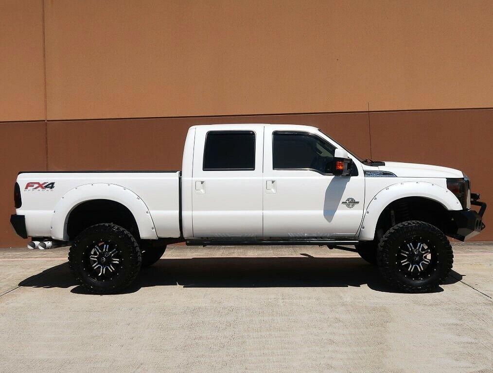 beautiful 2013 Ford F 250 Lariat monster pickup