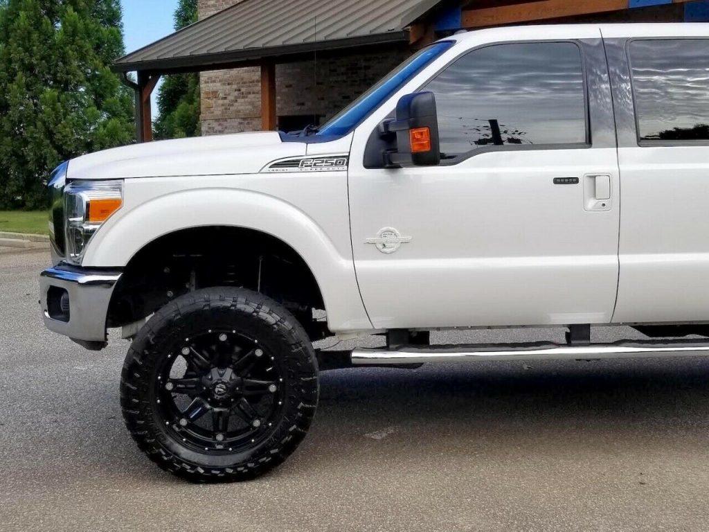 low miles 2015 Ford F 250 XLT monster