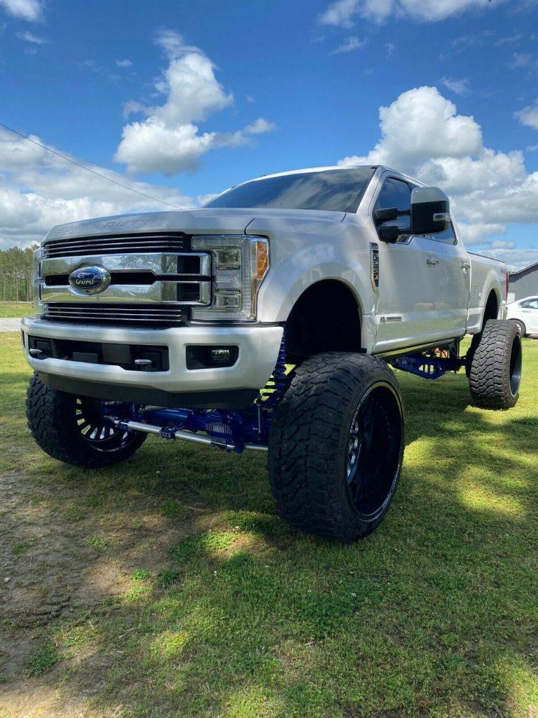 badass 2018 Ford F 250 Limited Super DUTY monster