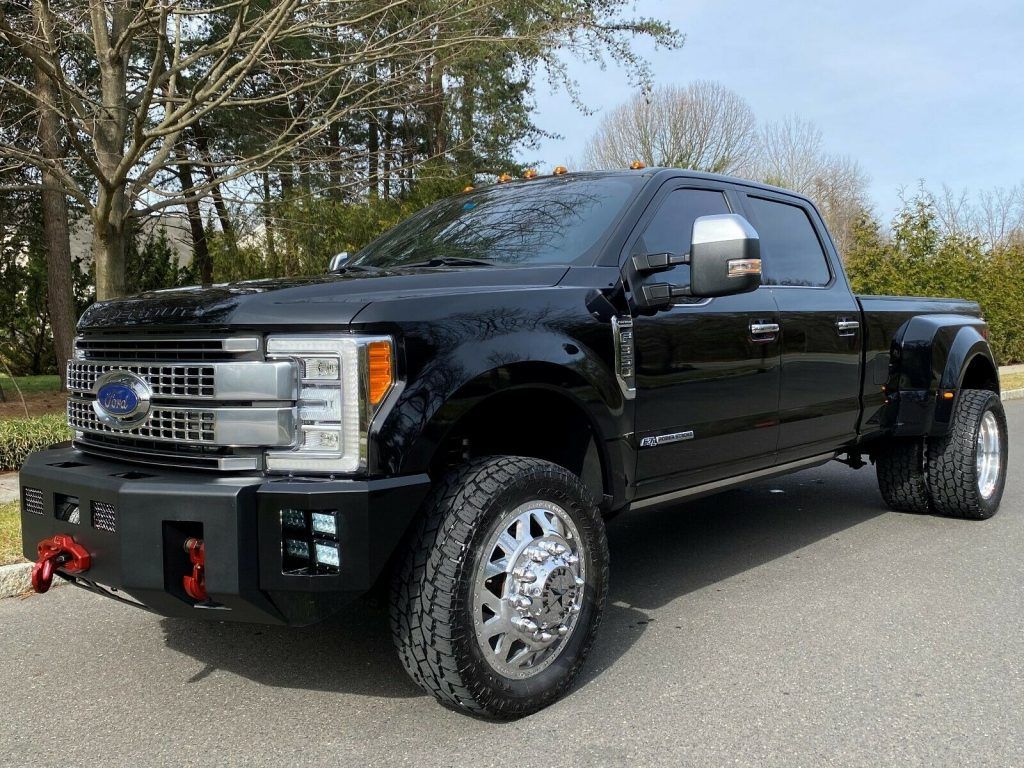 gorgeous 2017 Ford F 350 PLATINUM monster