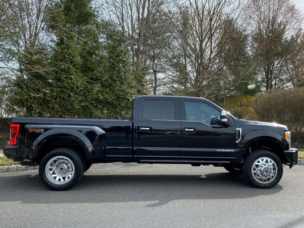 gorgeous 2017 Ford F 350 PLATINUM monster