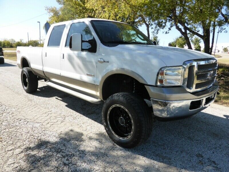 very nice 2006 Ford F 350 Crew Cab 172 King Ranch monster