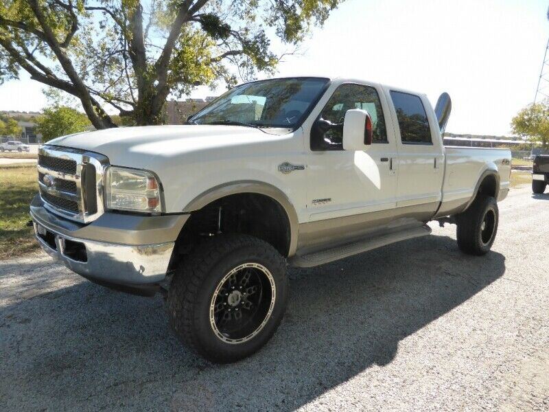 very nice 2006 Ford F 350 Crew Cab 172 King Ranch monster