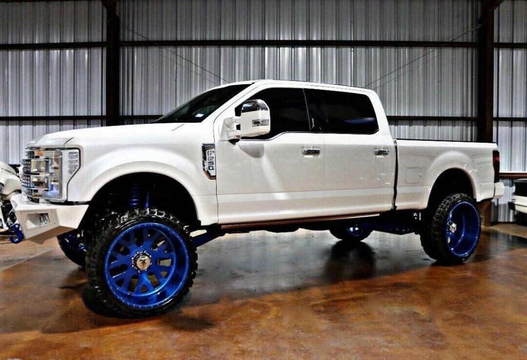 well modified 2017 Ford F 250 Super DUTY monster