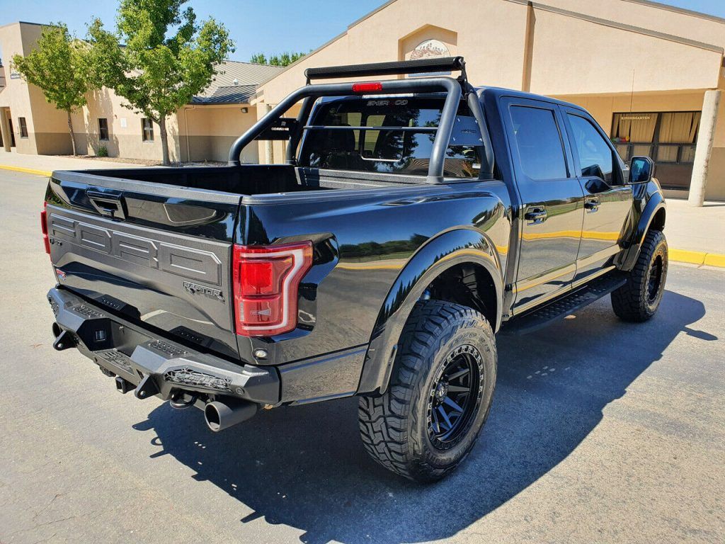 low miles 2018 Ford F 150 Raptor Supercrew monster