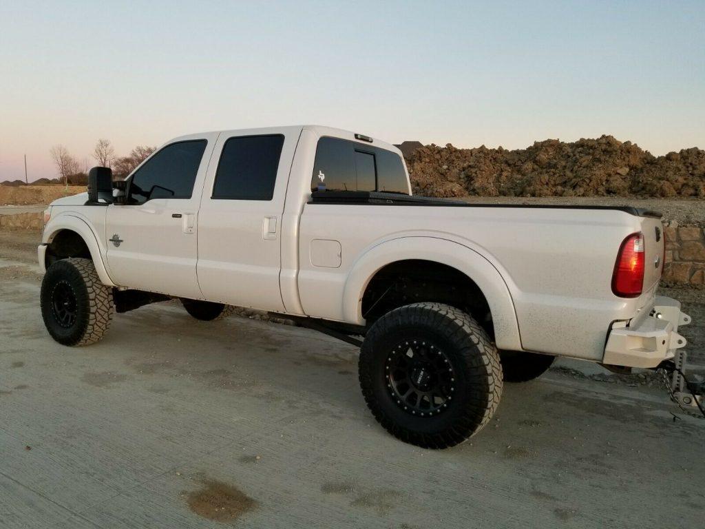2011 Ford F-250 Super Duty monster truck [super clean beauty]