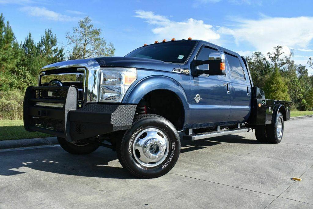 2015 Ford F-350 Lariat monster [heavy duty flatbed truck]