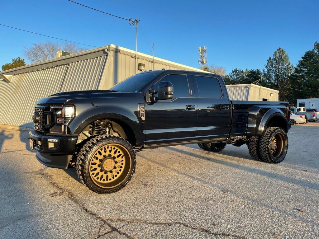 2020 Ford F-350 Super Duty monster [modified by professionals]