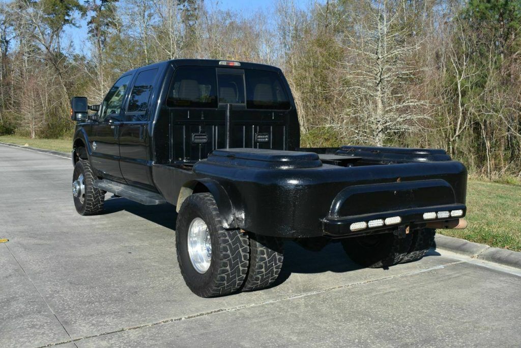 2014 Ford F-350 Lariat monster [strong companion in great shape]