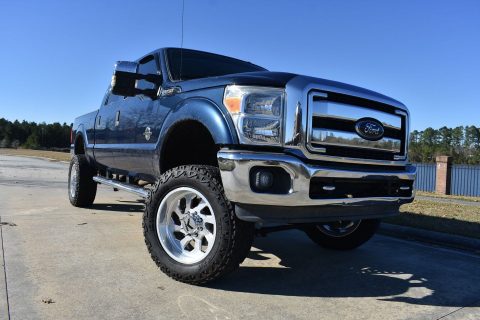 2016 Ford F-250 Crew Cab lariat XLT 4&#215;4 monster [great shape] for sale