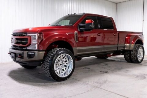 2017 Ford F-350 King Ranch 4WD Crew Cab monster [mint condition] for sale