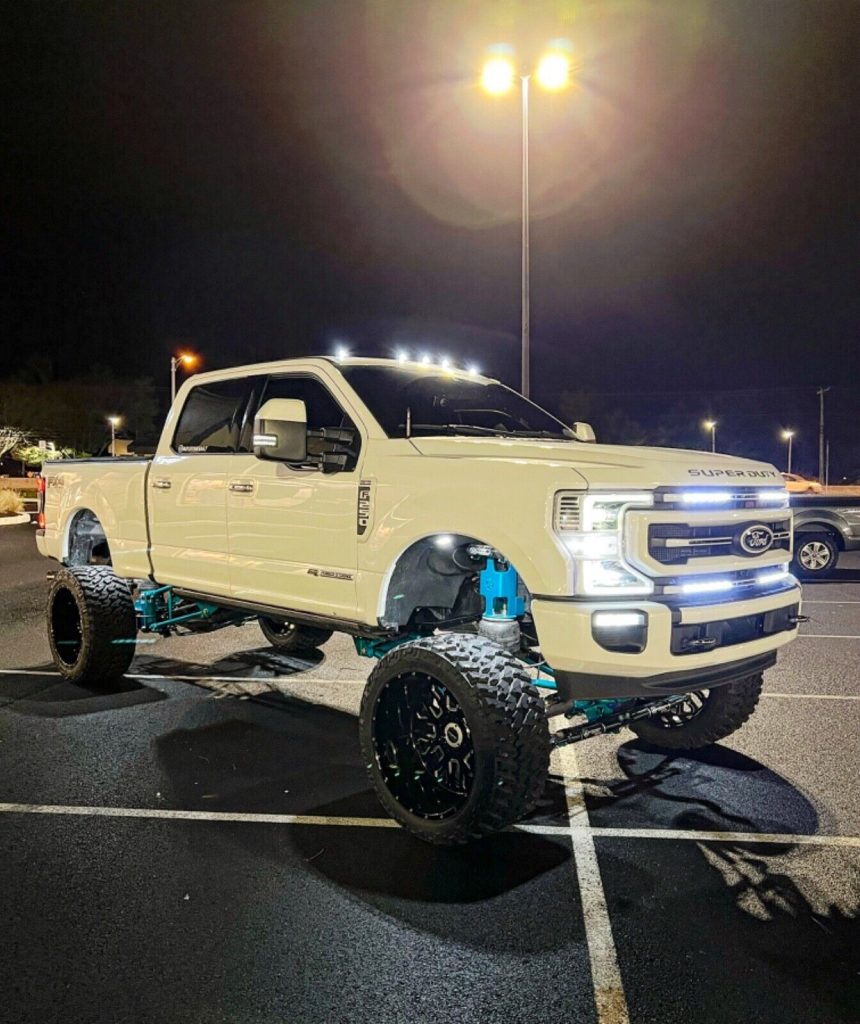 2022 Ford F-250 Platinum monster [factory special order]