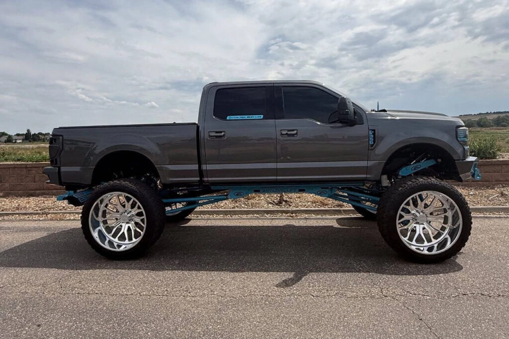 2021 Ford F-350 Super Duty Lariat 4×4 4dr Crew Cab 6.8 ft. SB SRW Pickup